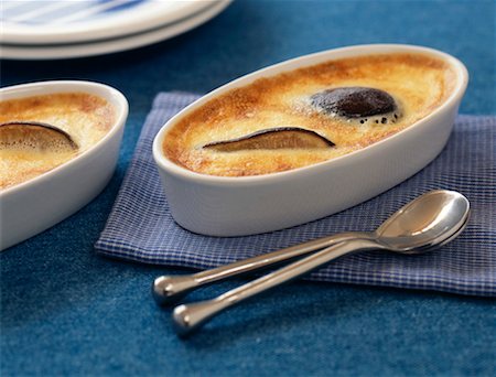 Fig clafoutis Stock Photo - Rights-Managed, Code: 825-02307585