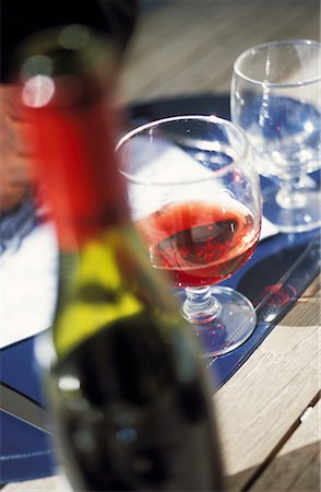 simsearch:825-02308349,k - bottle and glass of wine Stock Photo - Rights-Managed, Code: 825-02308119
