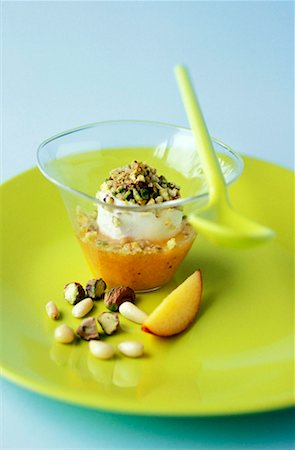 simsearch:825-02308231,k - Petit-suisse with peach coulis and dried fruit Stock Photo - Rights-Managed, Code: 825-02308233