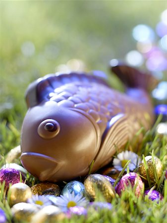 simsearch:825-02308514,k - Easter chocolate fish and eggs Stock Photo - Rights-Managed, Code: 825-02308504