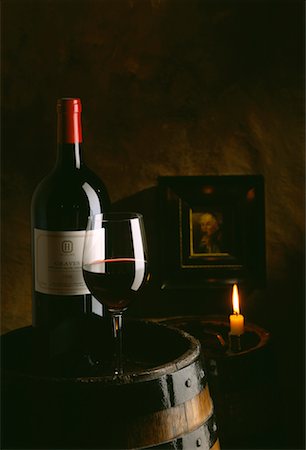 Vin de Bordeaux graves Photographie de stock - Rights-Managed, Code: 825-02302451