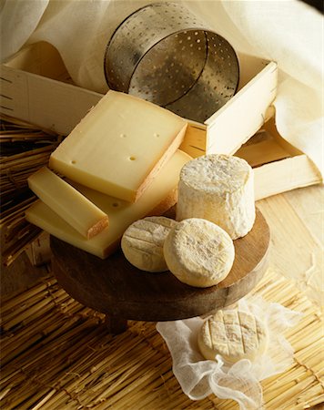 emmental - assorted French cheeses Fotografie stock - Rights-Managed, Codice: 825-02302547