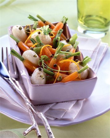 simsearch:825-02303718,k - navets et carottes sautées Photographie de stock - Rights-Managed, Code: 825-02303244