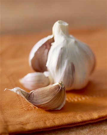 garlic Stock Photo - Rights-Managed, Code: 825-02303294