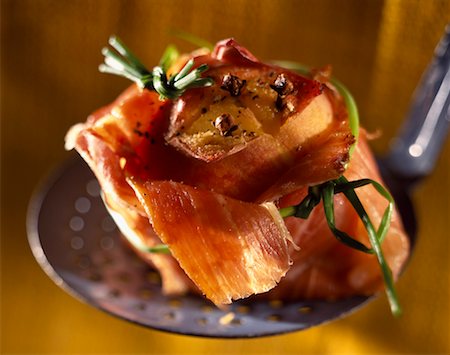 roasted ham - roast peach with raw ham Stock Photo - Rights-Managed, Code: 825-02303345