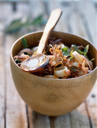 fish with olive oil - salade de calamars et oignons frits Stock Photo - Rights-Managed, Code: 825-02303641