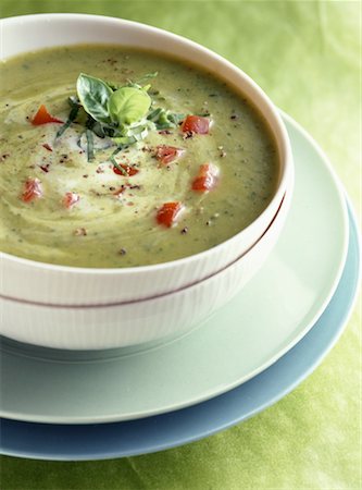 gekühlte Zucchini und süßes curry Suppe Stockbilder - Lizenzpflichtiges, Bildnummer: 825-02303745