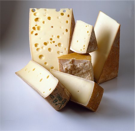 emmentaler cheese - Sélection de fromages Photographie de stock - Rights-Managed, Code: 825-03626851