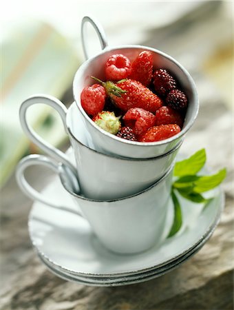 Pan-fried summer fruit Stock Photo - Rights-Managed, Code: 825-03626871