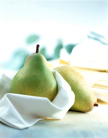 fumetto - Comice pears Fotografie stock - Rights-Managed, Codice: 825-03627309