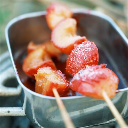 peach - White nectarine kebabs Stock Photo - Rights-Managed, Code: 825-03627314