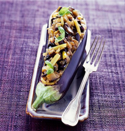 simsearch:652-03804267,k - Capanota stuffed aubergine Foto de stock - Con derechos protegidos, Código: 825-03627369