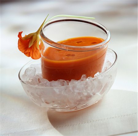 Chilled tomato and nasturtium soup Stock Photo - Rights-Managed, Code: 825-03627404