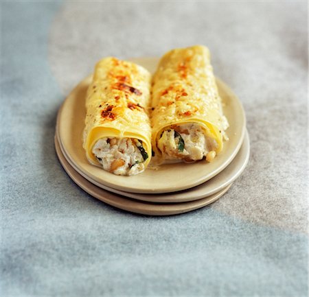 Grilled cheese cannelloni Foto de stock - Con derechos protegidos, Código: 825-03627442
