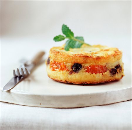 paillasson - Potato and tomato savory cake Stock Photo - Rights-Managed, Code: 825-03627443
