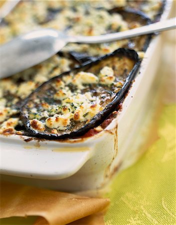 eggplant - Eggplant and goat's cheese gratin Stock Photo - Rights-Managed, Code: 825-03627518