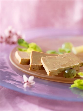 simsearch:652-03803311,k - Slices of foie gras Stock Photo - Rights-Managed, Code: 825-03627564