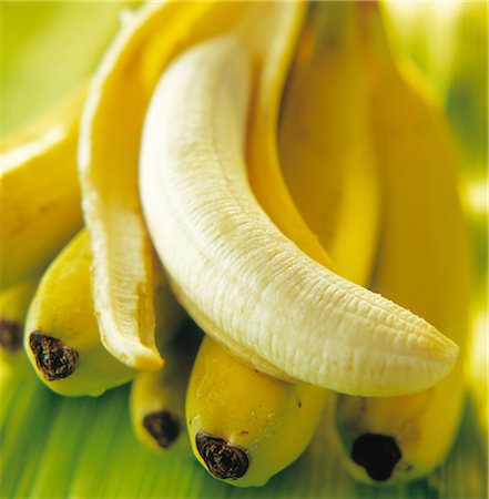 peeling fruit - Bananas Stock Photo - Rights-Managed, Code: 825-03627608