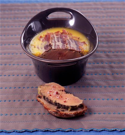 simsearch:825-03627786,k - Terrine de foie gras Photographie de stock - Rights-Managed, Code: 825-03627787