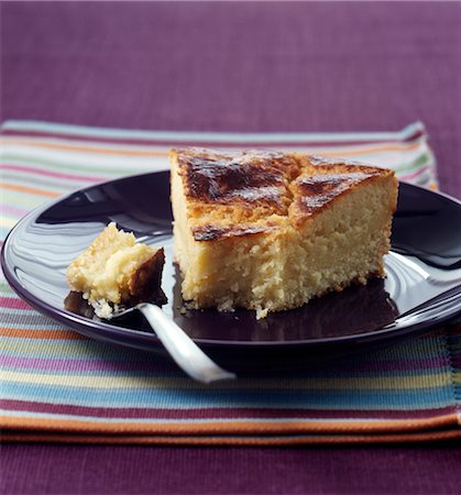 Gâteau basque Photographie de stock - Rights-Managed, Code: 825-03627837