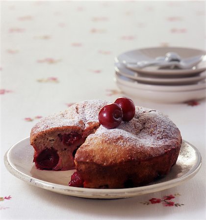 dessert on a white spoon - Black cherry Mendiant Stock Photo - Rights-Managed, Code: 825-03627850