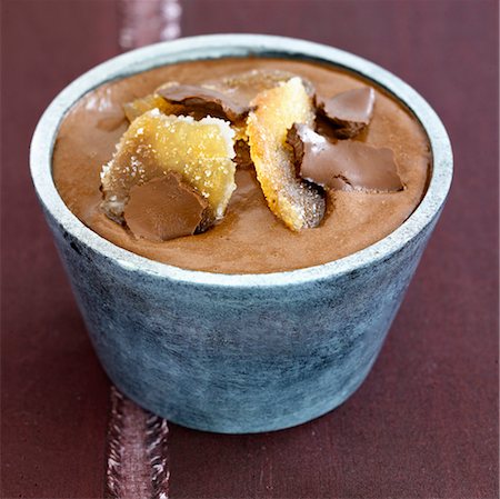 Mousse au chocolat au gingembre confit Photographie de stock - Rights-Managed, Code: 825-03628323