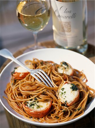 spaghetti - Spaghettis à la langouste Photographie de stock - Rights-Managed, Code: 825-03628440