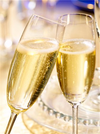 Two glasses of champagne Stock Photo - Rights-Managed, Code: 825-03628805