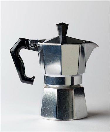 simsearch:825-03628859,k - Italian coffeepot Foto de stock - Con derechos protegidos, Código: 825-03628856