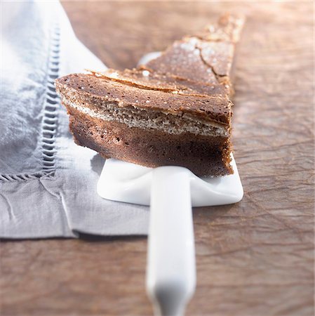 photocuisine - Gâteau au chocolat de lili Photographie de stock - Rights-Managed, Code: 825-03629124