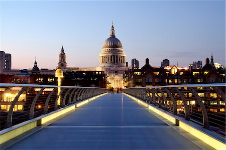 rooftop silhouette - Millenium Bridge And St Pauls Cathedral; London England Stock Photo - Rights-Managed, Code: 832-08007481