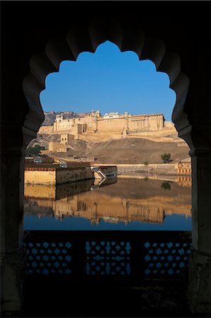 Looking out of archway to Amber Fort; Amer, Jaipur, India Stock Photo - Rights-Managed, Code: 832-08007568
