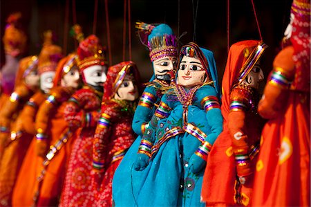 souvenir - Dolls for sale in shop; Jaipur, Rajasthan, India Stock Photo - Rights-Managed, Code: 832-08007571