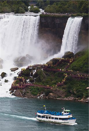 Canada, and Maid of Mist; Ontario, Niagara Falls (USA side) Stock Photo - Rights-Managed, Code: 832-08007635