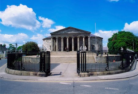 Carlow Town, Courthouse Foto de stock - Con derechos protegidos, Código: 832-02254141