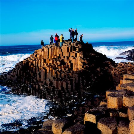 Touristes, la chaussée des géants, Co Antrim, Irlande Photographie de stock - Rights-Managed, Code: 832-02254701