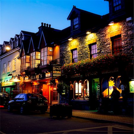 pub exterior - Killarney, County Kerry, Ireland; Townscape at night Stock Photo - Rights-Managed, Code: 832-02254702