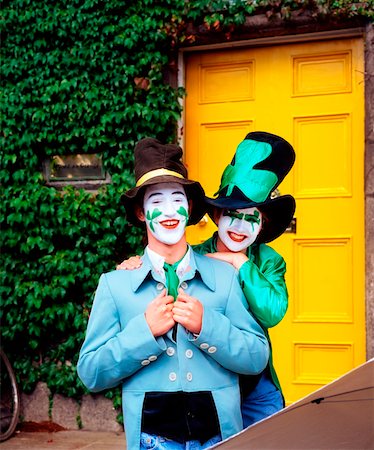 st patrick - Face Painted Shamrocks, St Patrick's Day, Dublin, Ireland Foto de stock - Con derechos protegidos, Código: 832-02254809