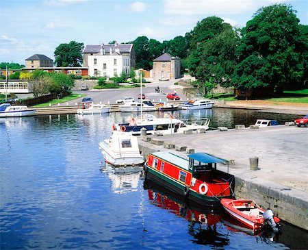 river shannon - Carrick-on-Shannon, Ireland Stock Photo - Rights-Managed, Code: 832-02255178