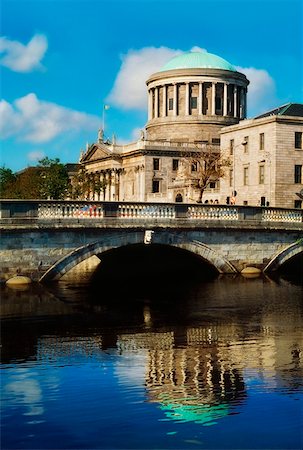 Quatre tribunaux, Dublin, Dublin, Irlande Photographie de stock - Rights-Managed, Code: 832-02255191