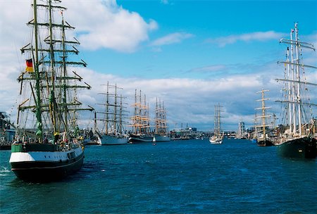 people in marine tourism - Dublin, Co Dublin, Ireland, Tall Ships Festival Stock Photo - Rights-Managed, Code: 832-02255278