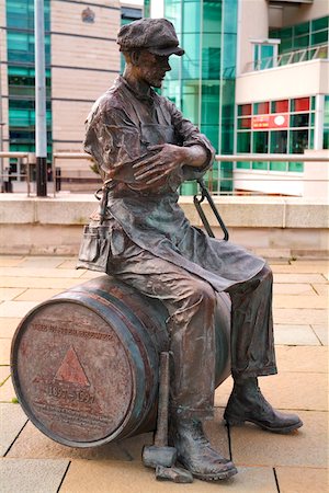 Belfast, County Antrim, Ireland; Statue of brewer Stock Photo - Rights-Managed, Code: 832-02255539