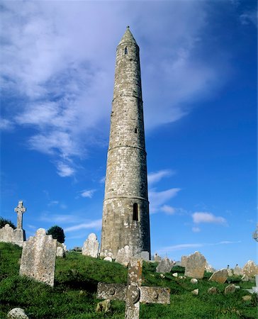 simsearch:832-02252495,k - Ardmore Round Tower, Ardmore, Co. Waterford, Irland Stockbilder - Lizenzpflichtiges, Bildnummer: 832-02252819