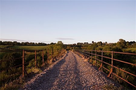 simsearch:832-02252437,k - Désaffectée Viaduc de chemin de fer, Ballyvoyle, Co Waterford, Irlande Photographie de stock - Rights-Managed, Code: 832-02252875