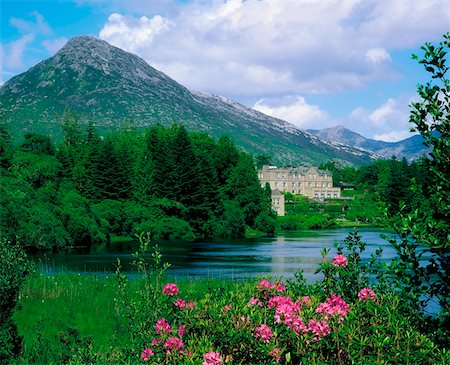 Co Galway, Connemara, Ballynahinch Castle Stock Photo - Rights-Managed, Code: 832-02252900