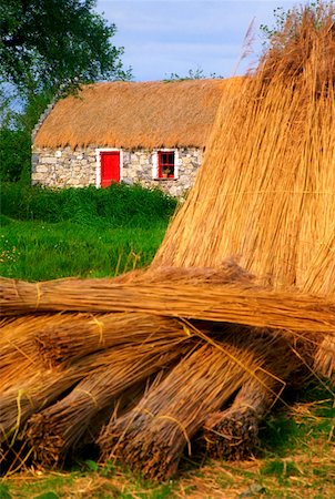 Traditional thatching, Ireland Stock Photo - Rights-Managed, Code: 832-02253422