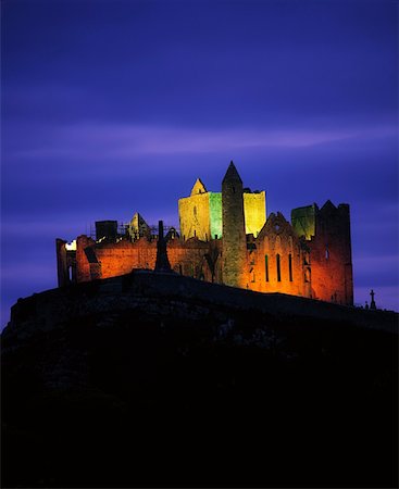 round tower - Rock of Cashel, Co Tipperary, Ireland Foto de stock - Con derechos protegidos, Código: 832-02253434