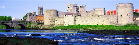 river shannon - King John's Castle, Limerick, Ireland Stock Photo - Rights-Managed, Code: 832-02253694