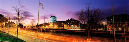 road panoramic blurred - Dublin City, Four Courts Stock Photo - Rights-Managed, Code: 832-02253829