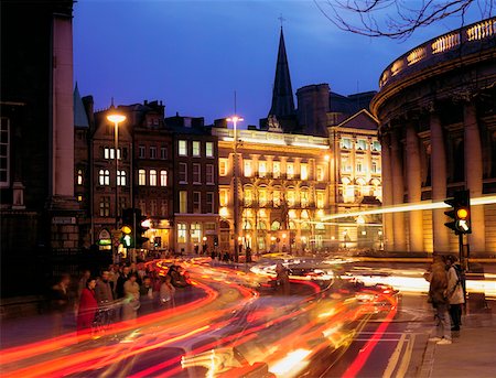 Dublin, College Green At Night Foto de stock - Con derechos protegidos, Código: 832-02253821